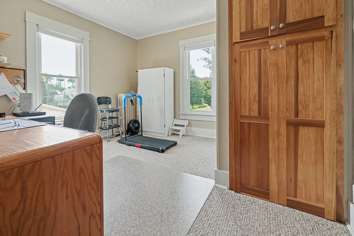 411 E Cherry Street Property Photo 15