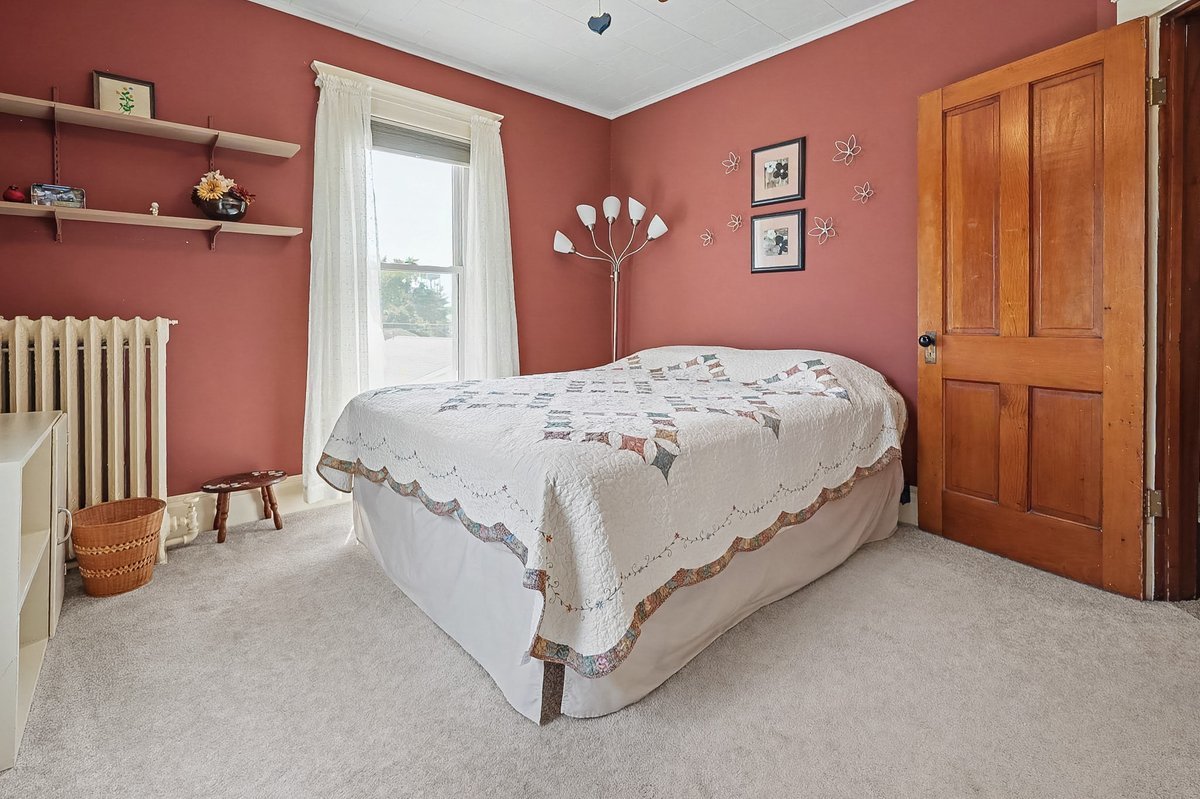 411 E Cherry Street Property Photo 19