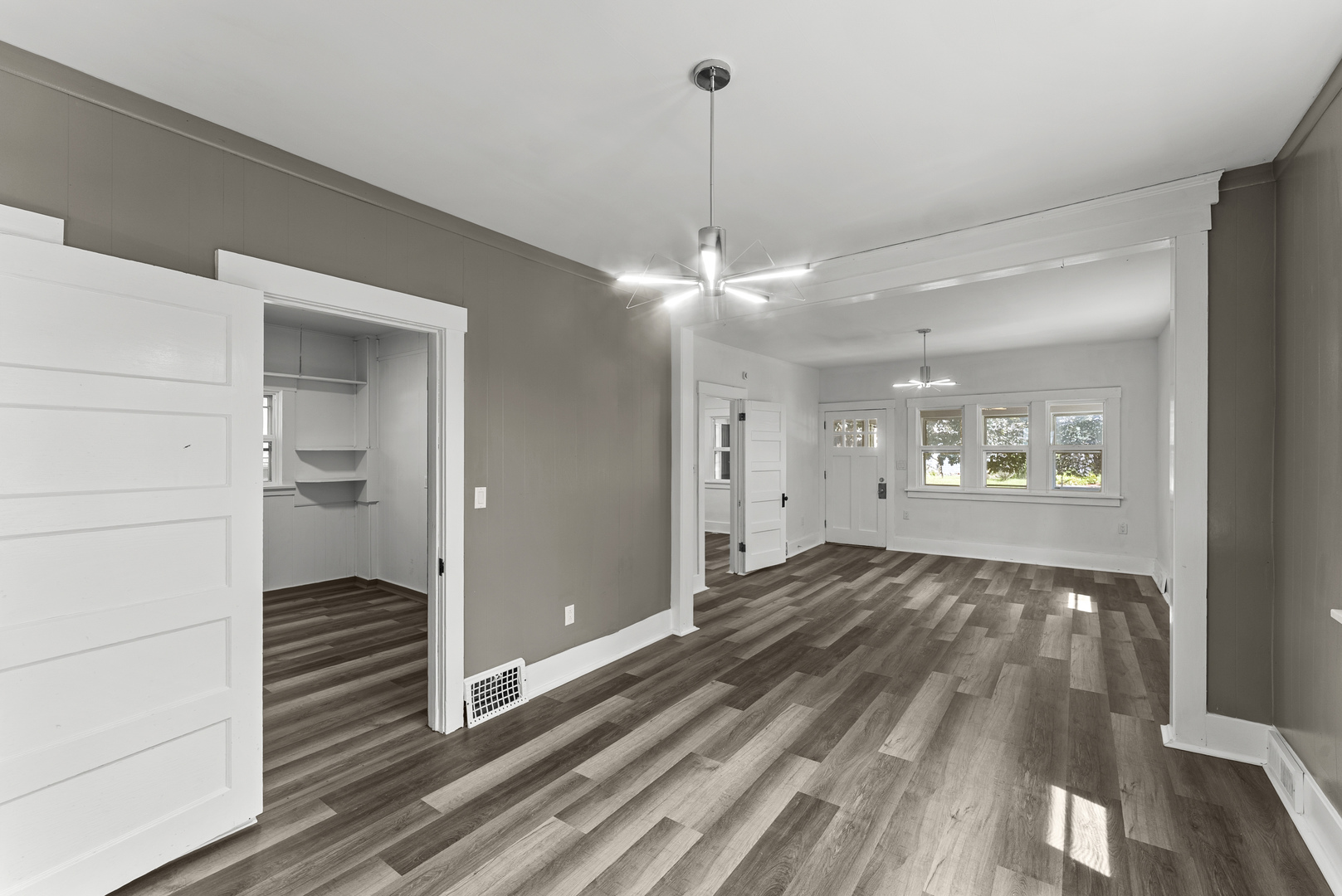 417 48th Street Property Photo 6