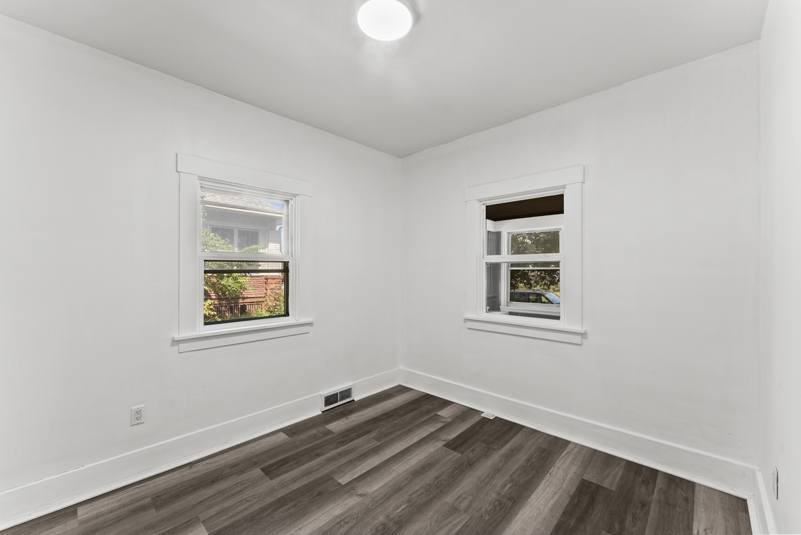 417 48th Street Property Photo 12