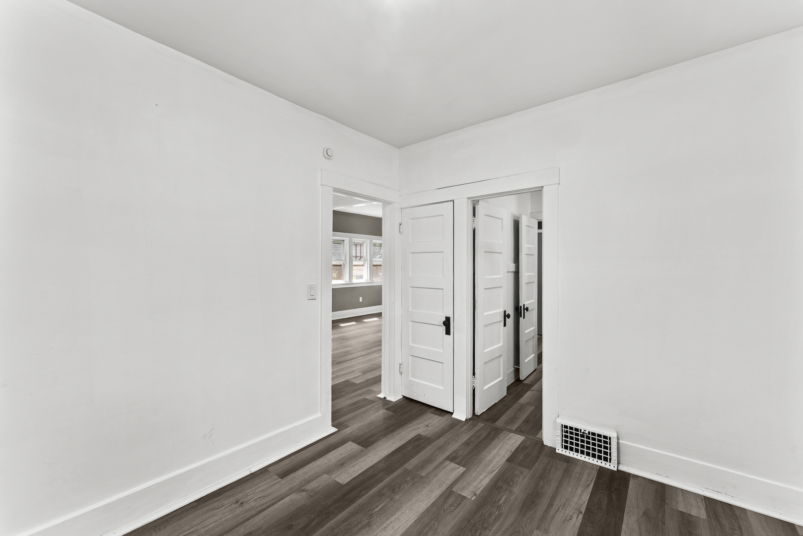 417 48th Street Property Photo 13
