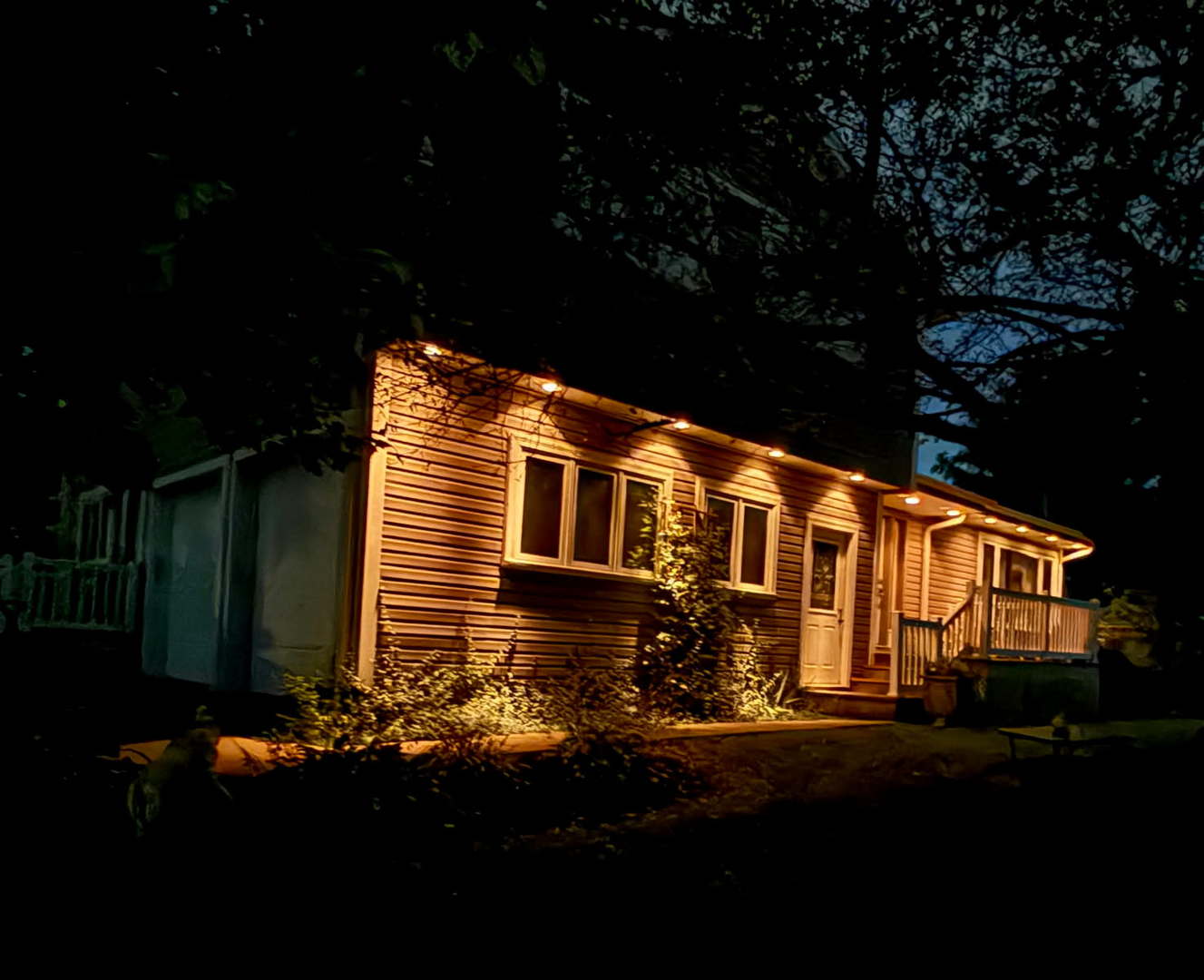 834 Shawnee Trail Property Photo 4