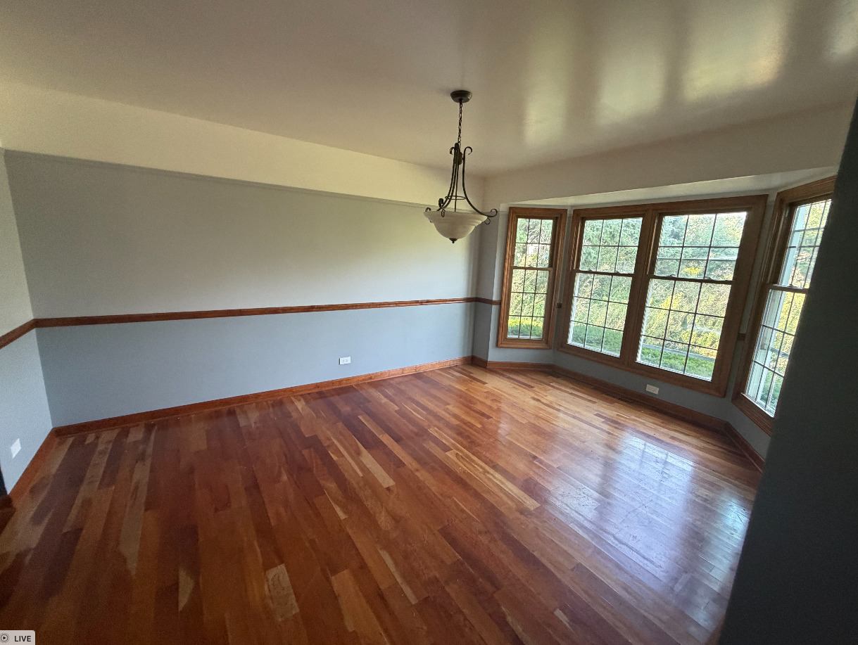 617 Arlington Parkway Property Photo 5