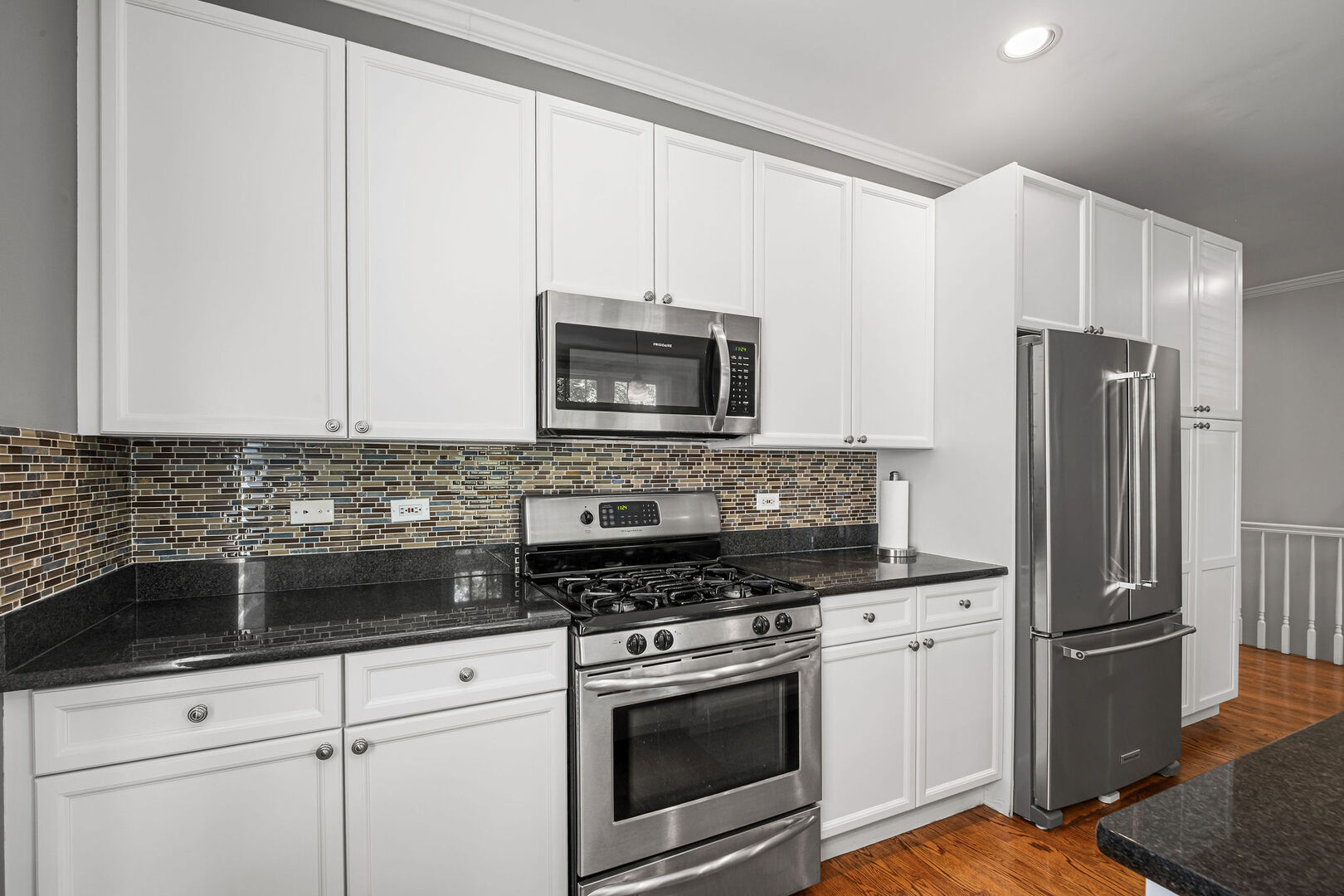1123 W Grace Street 1e Property Photo 8