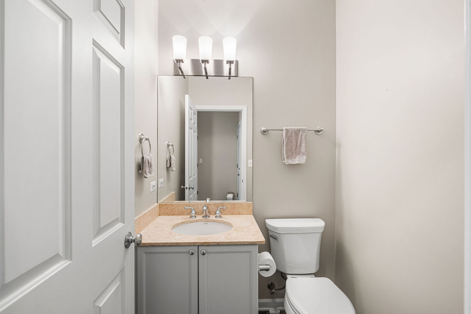 1123 W Grace Street 1e Property Photo 18