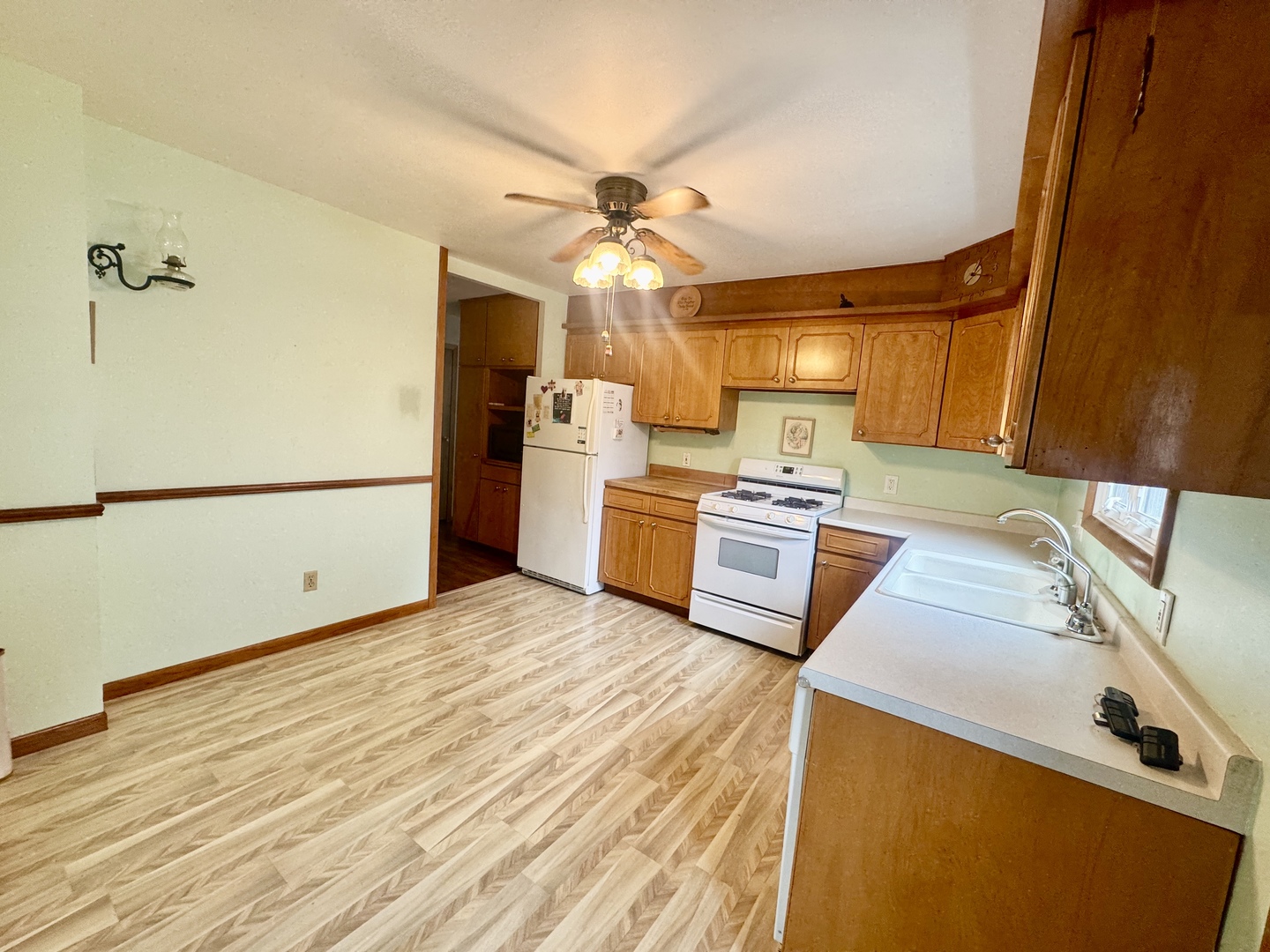 220 5th Street Property Photo 9
