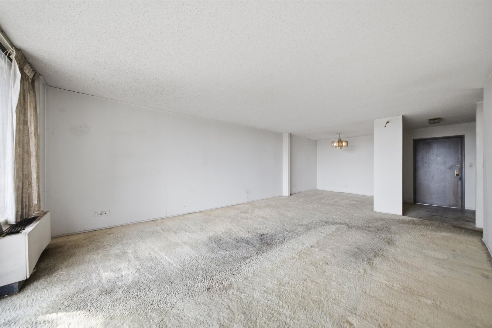 2000 Saint Regis Drive 4h Property Photo 6