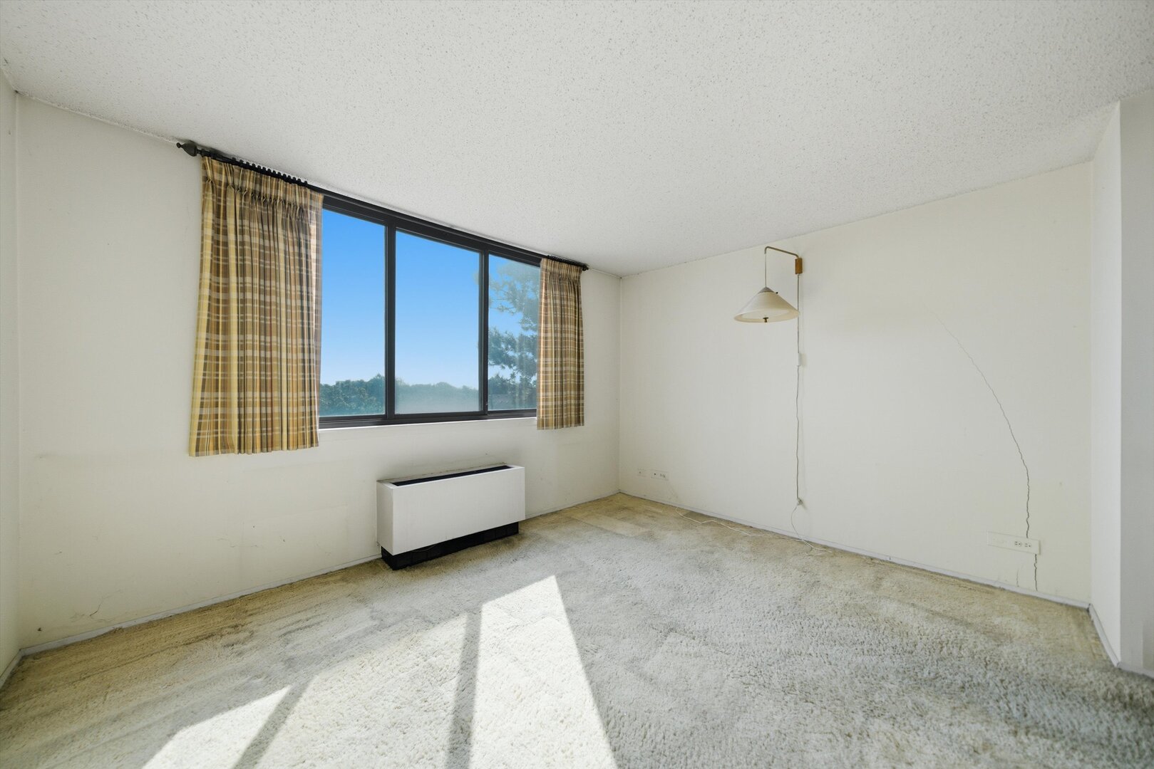 2000 Saint Regis Drive 4h Property Photo 19