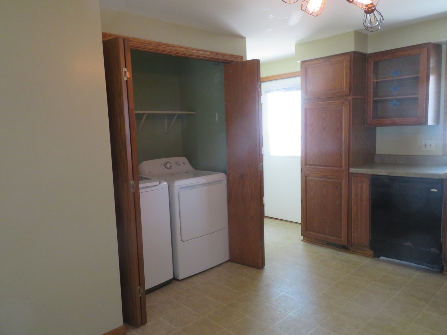 604 West Avenue Property Photo 14
