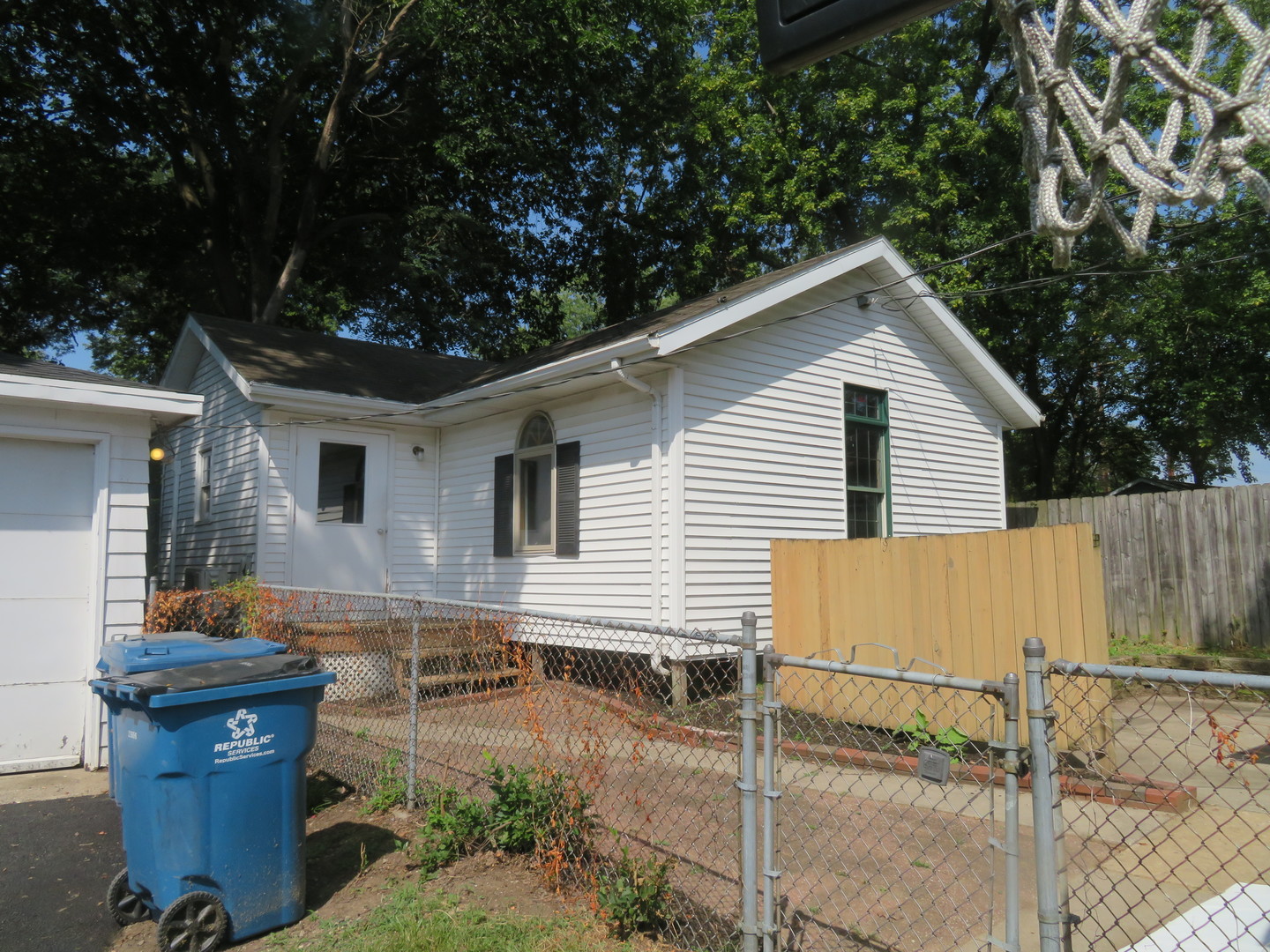 604 West Avenue Property Photo 24