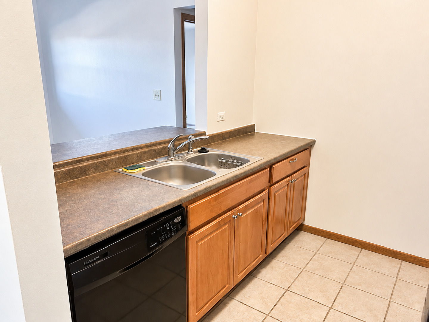 1343 Cunat Court 3f Property Photo 2