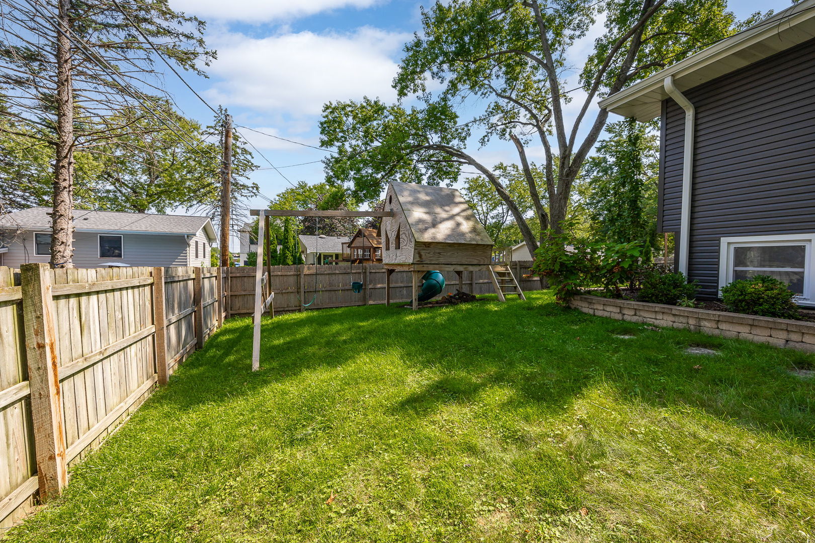 1024 Catalpa Lane Property Photo 32