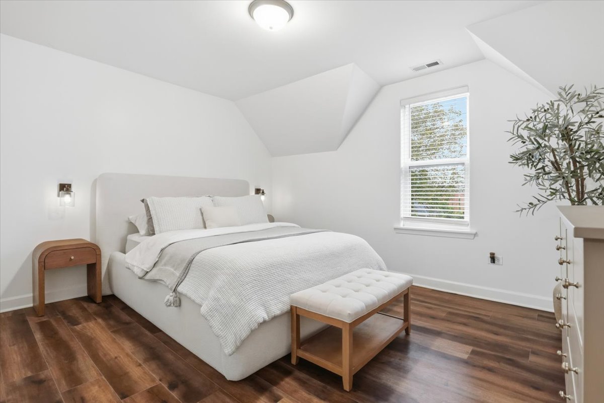 2018 Elim Avenue Property Photo 13