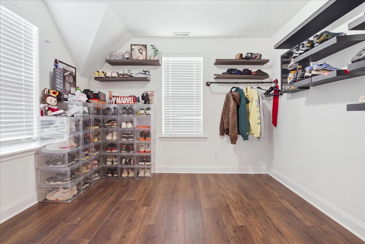 2018 Elim Avenue Property Photo 17