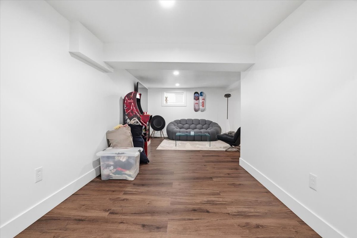 2018 Elim Avenue Property Photo 18