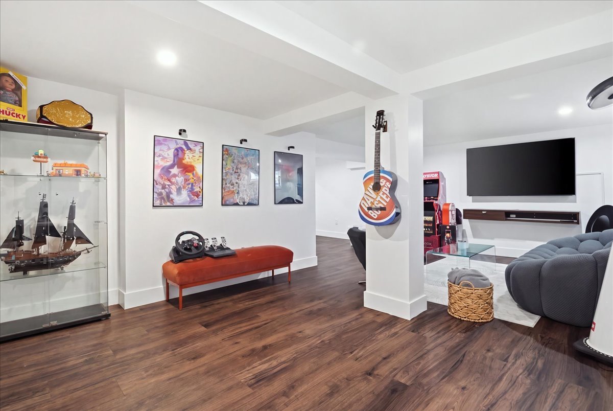 2018 Elim Avenue Property Photo 20