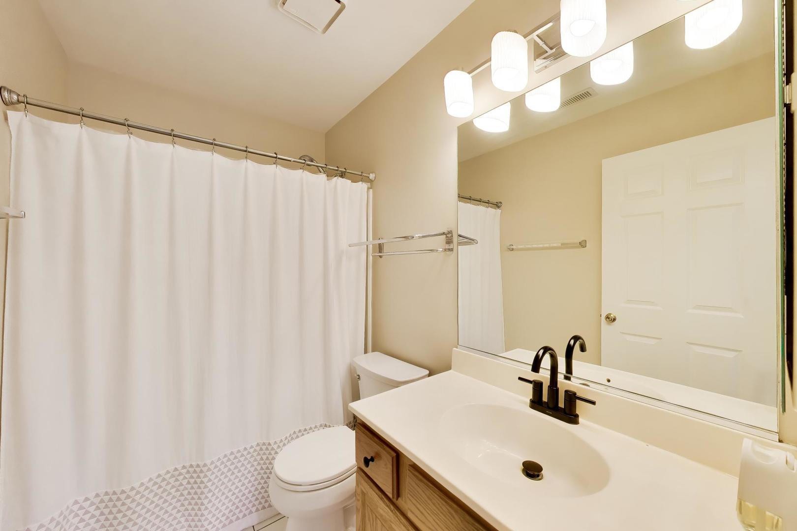 6868 W Mount Vernon Court 2-c Property Photo 20