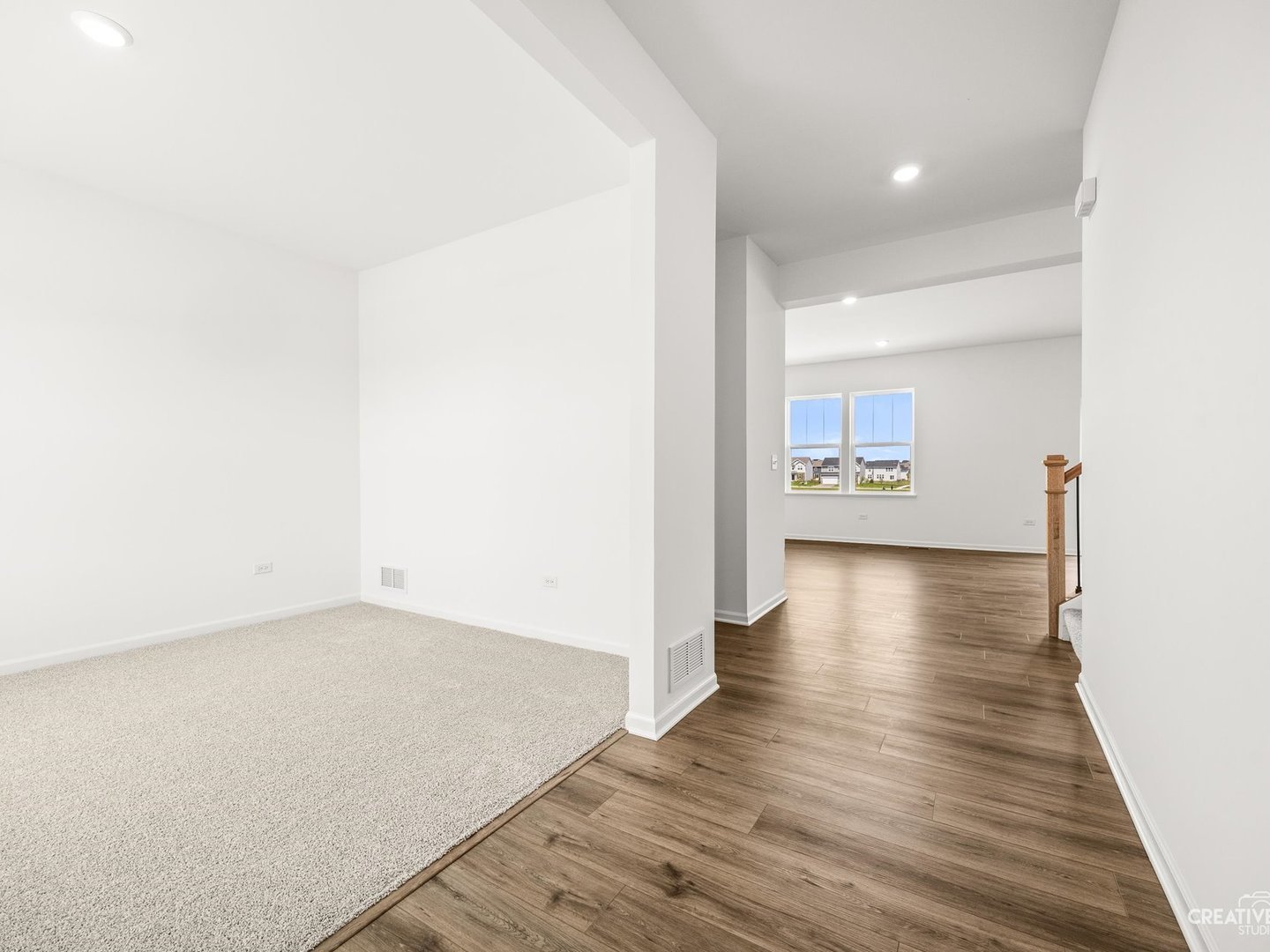 385 Danforth Drive Property Photo 2