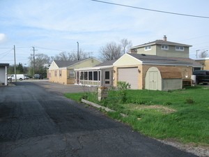 138 W Irving Park Road Property Photo 29