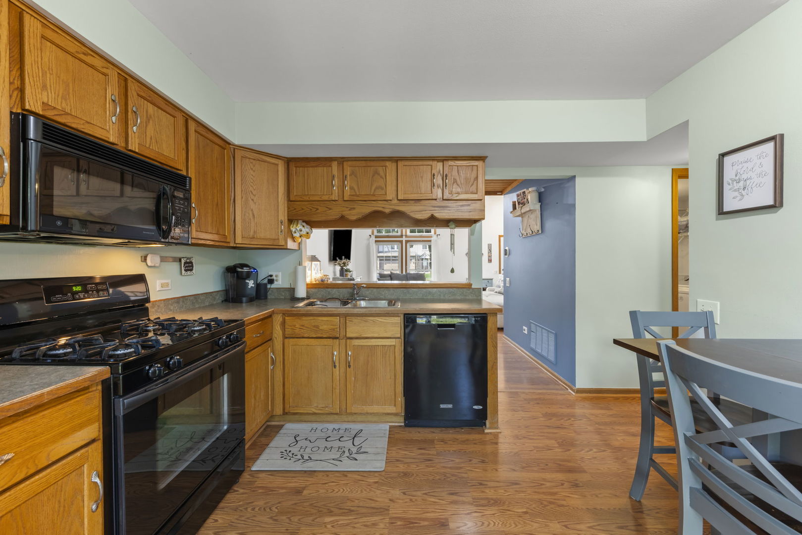 14743 Lakeview Drive Property Photo 9