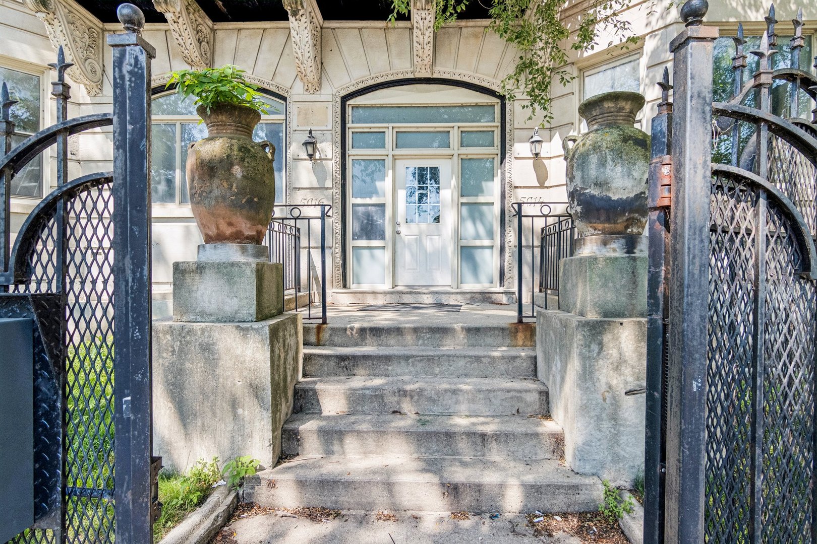 5016 S King Drive 3w Property Photo 5