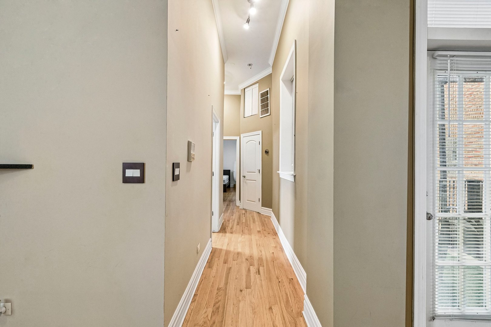 5016 S King Drive 3w Property Photo 8