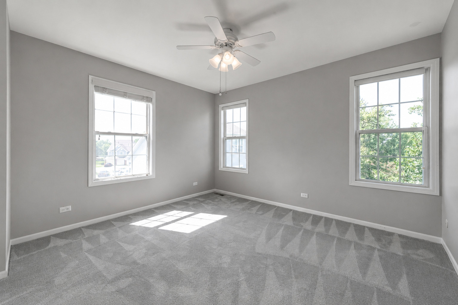 1432 Hampshire Court Property Photo 14