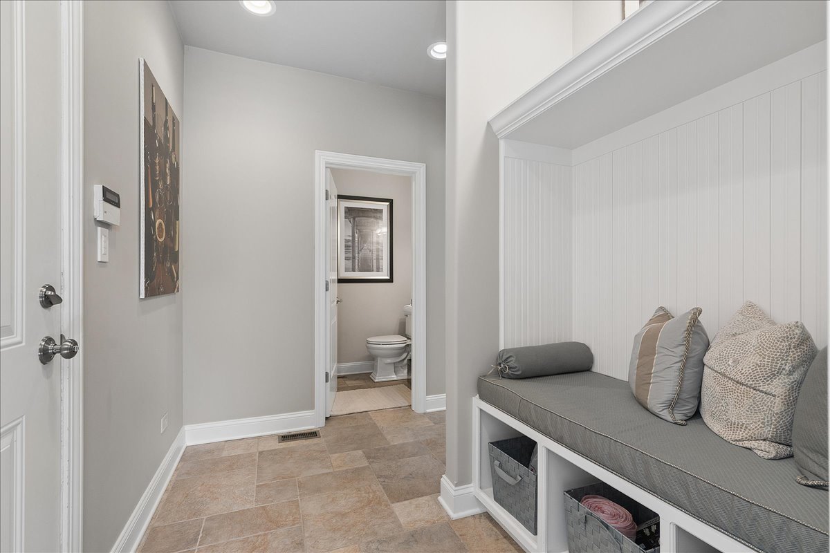 13600 Erin Drive Property Photo 36