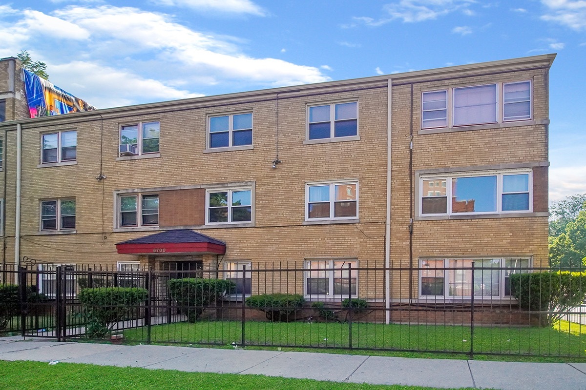 6700 S Paxton Avenue G2 Property Photo 1