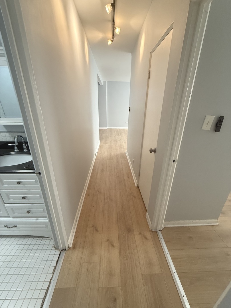 6700 S Paxton Avenue G2 Property Photo 10