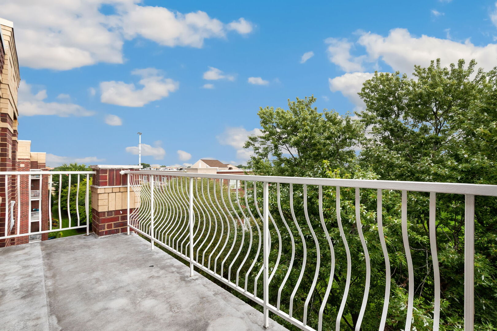 7051 W Touhy Avenue 604 Property Photo 18