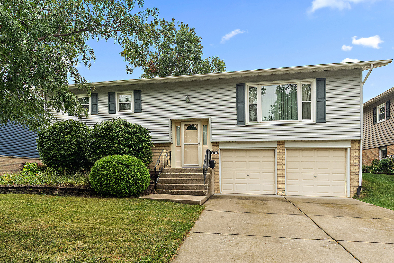 6141 Rob Roy Drive Property Photo 1