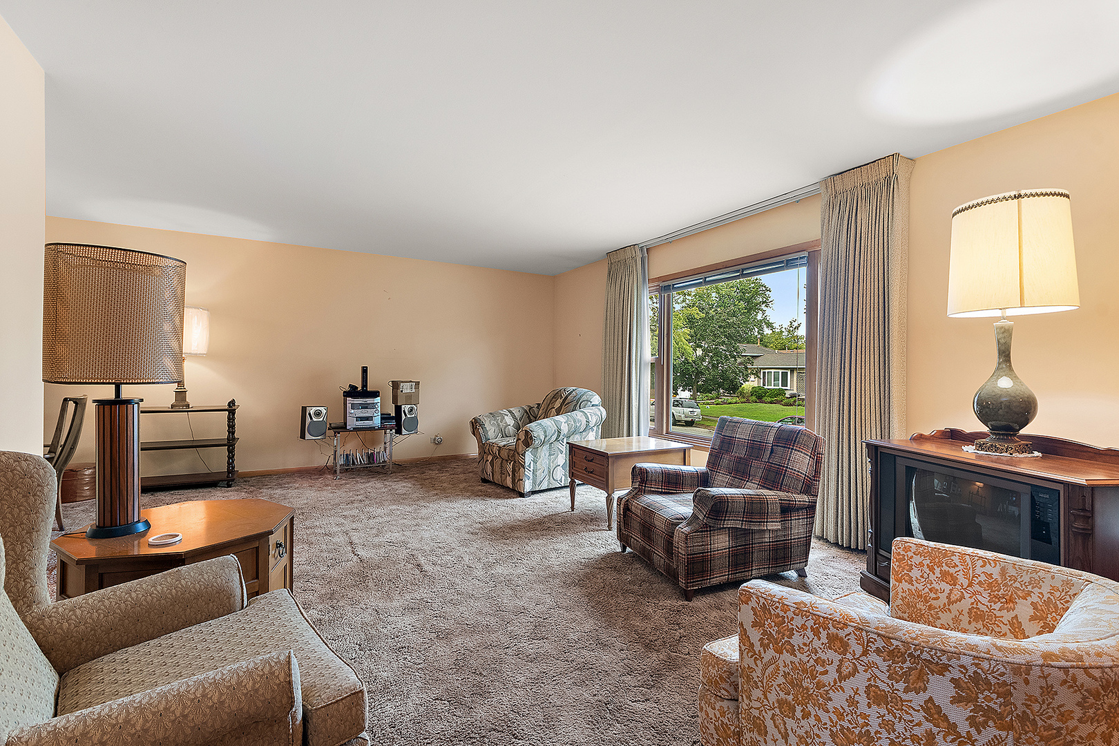 6141 Rob Roy Drive Property Photo 4