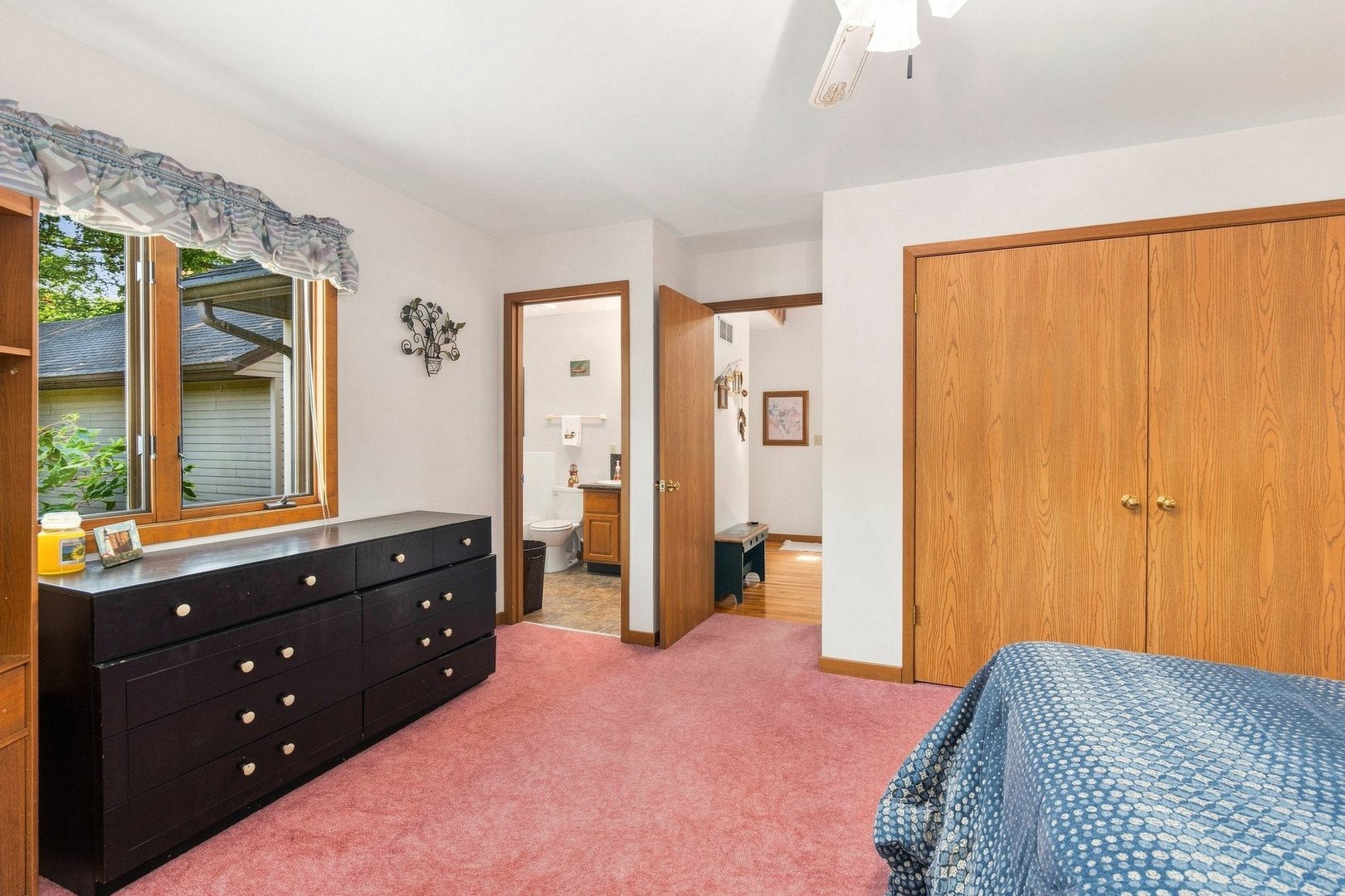 154 Beachview Court Property Photo 7
