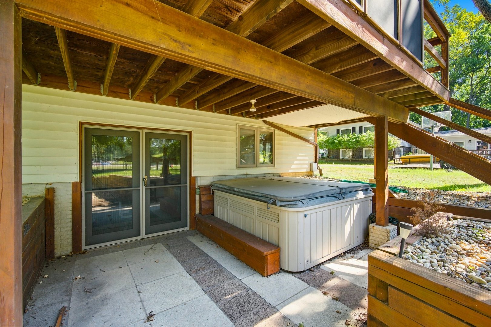 154 Beachview Court Property Photo 25
