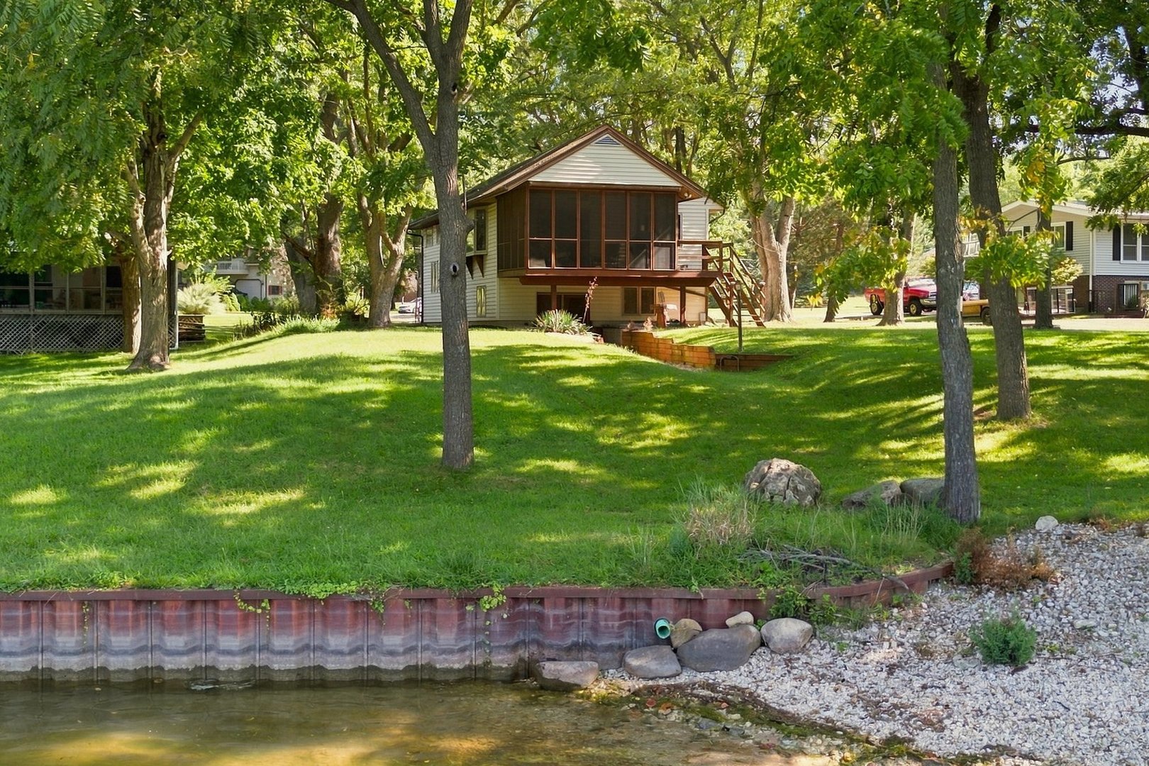 154 Beachview Court Property Photo 36