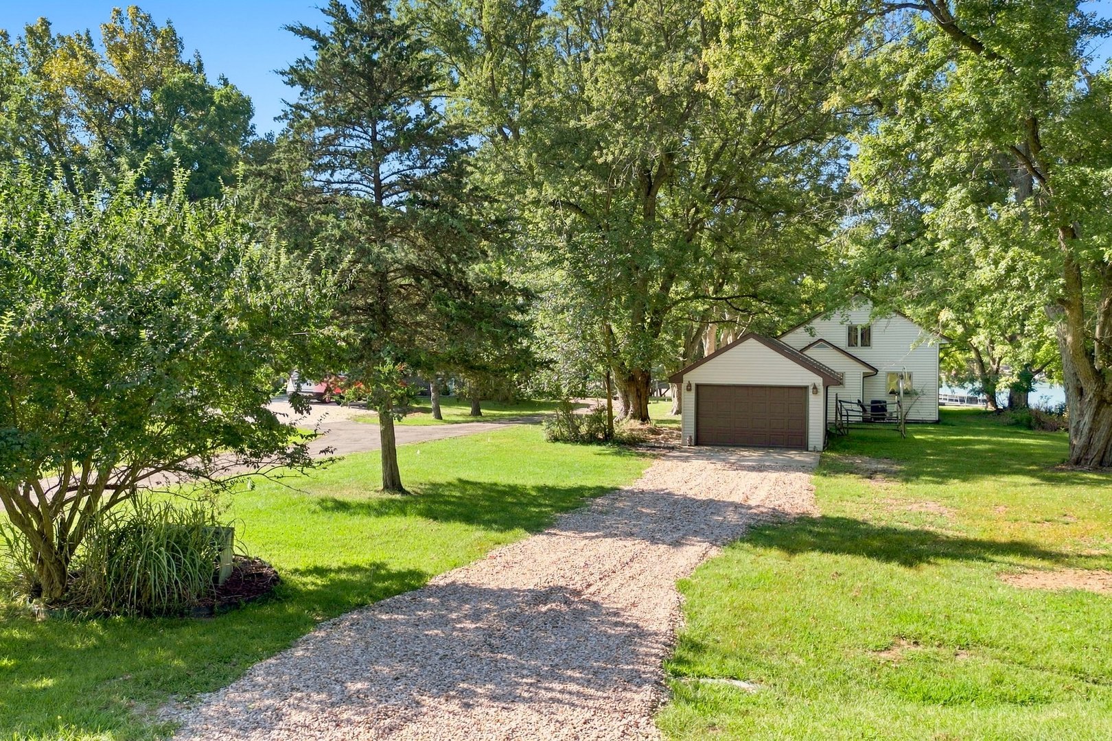 154 Beachview Court Property Photo 48