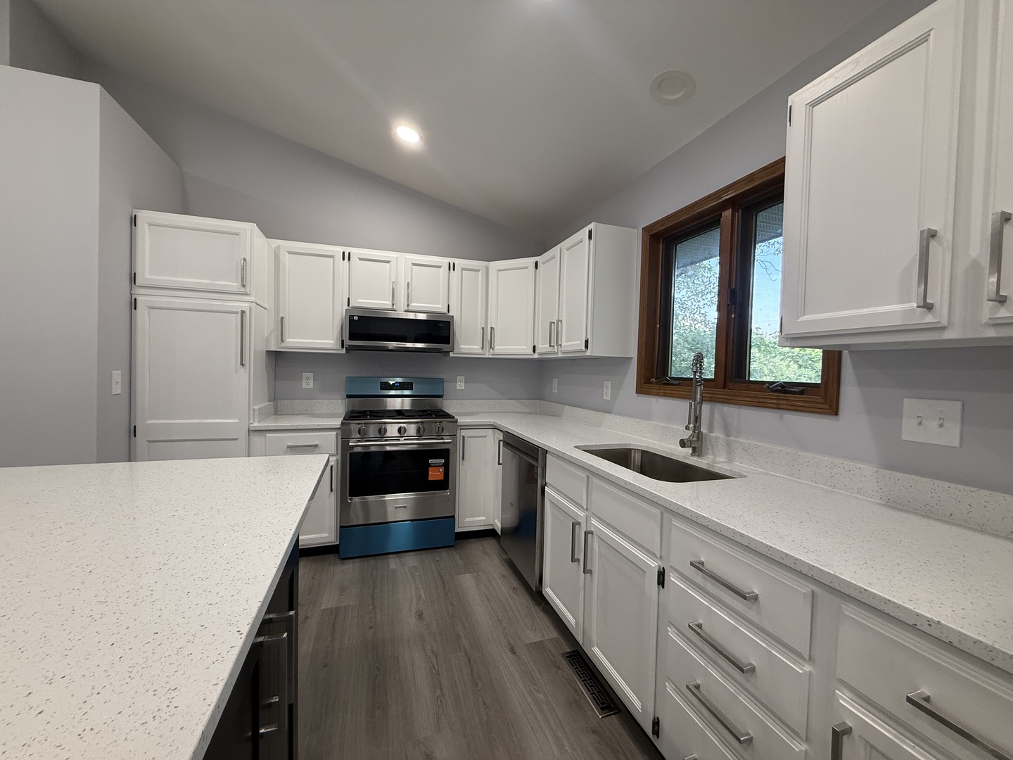 1619 Sw Candlewick Drive Property Photo 4