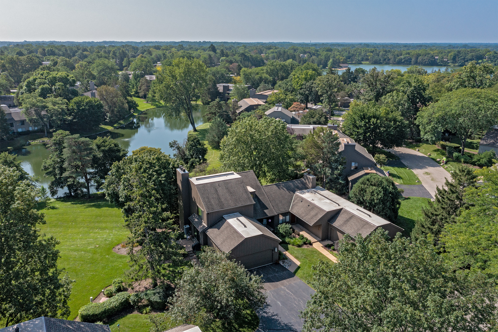 463 Woodview Road Property Photo 1