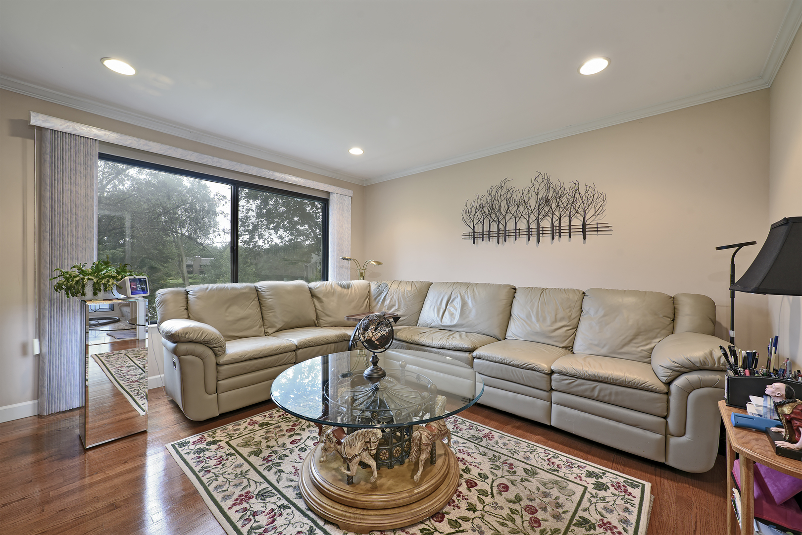 463 Woodview Road Property Photo 8