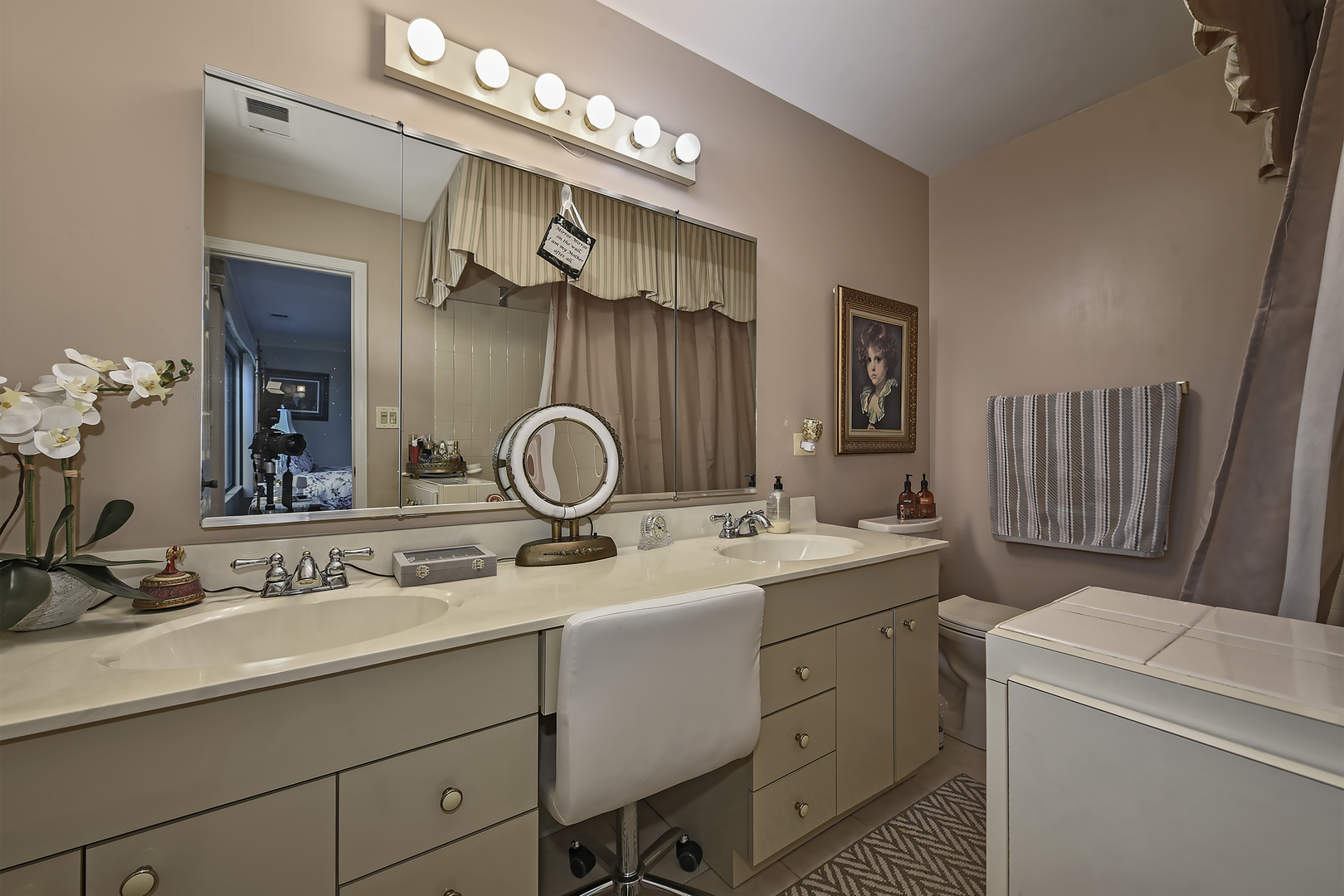 463 Woodview Road Property Photo 14