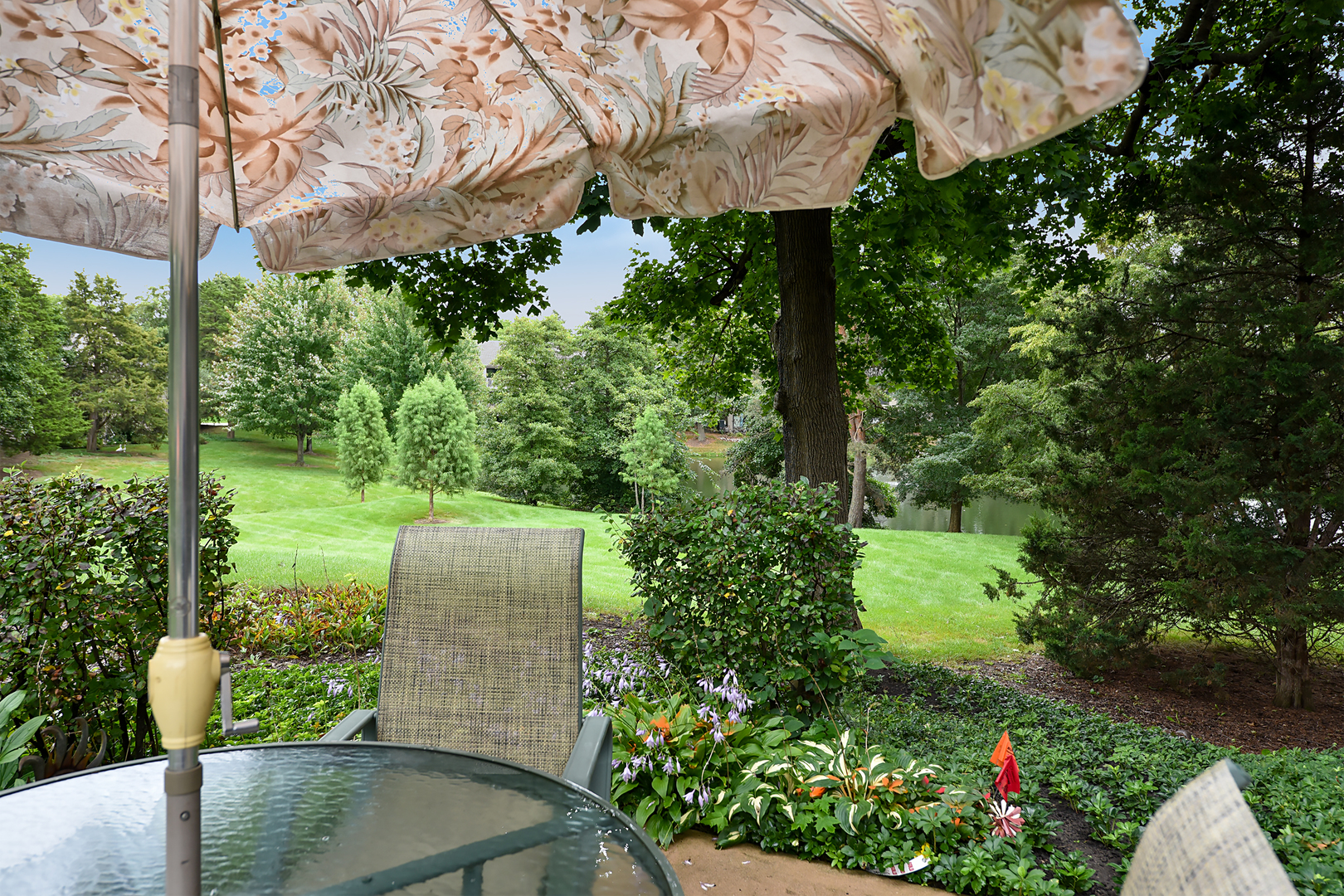 463 Woodview Road Property Photo 22