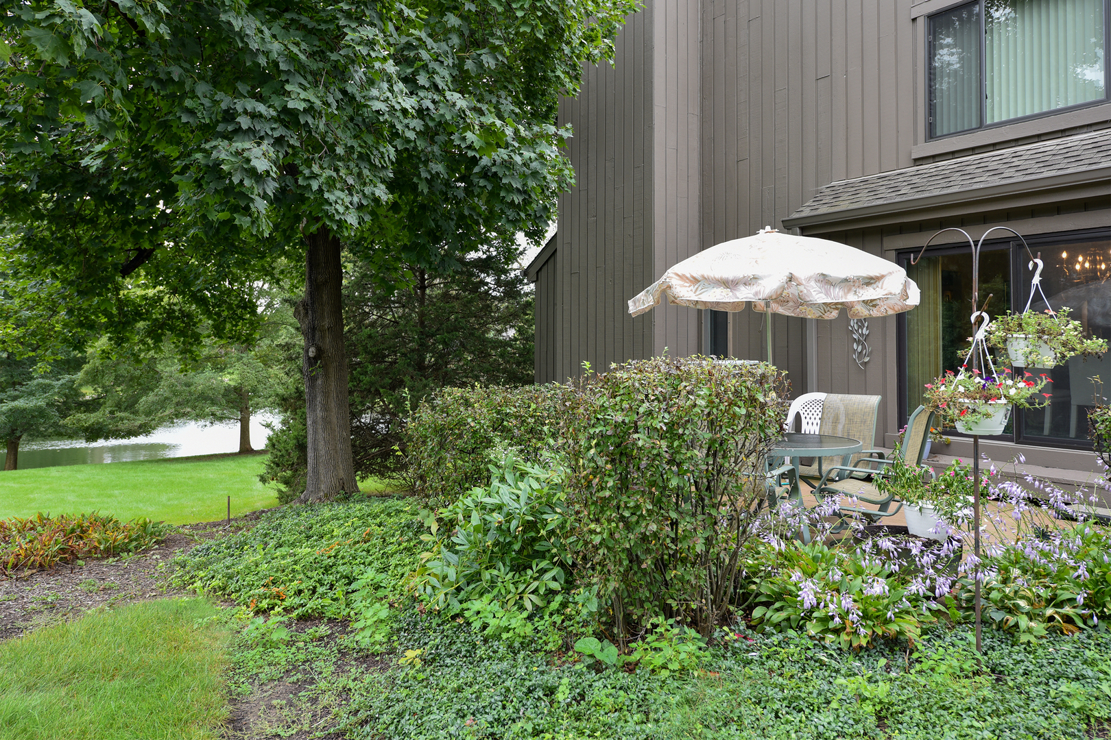 463 Woodview Road Property Photo 23