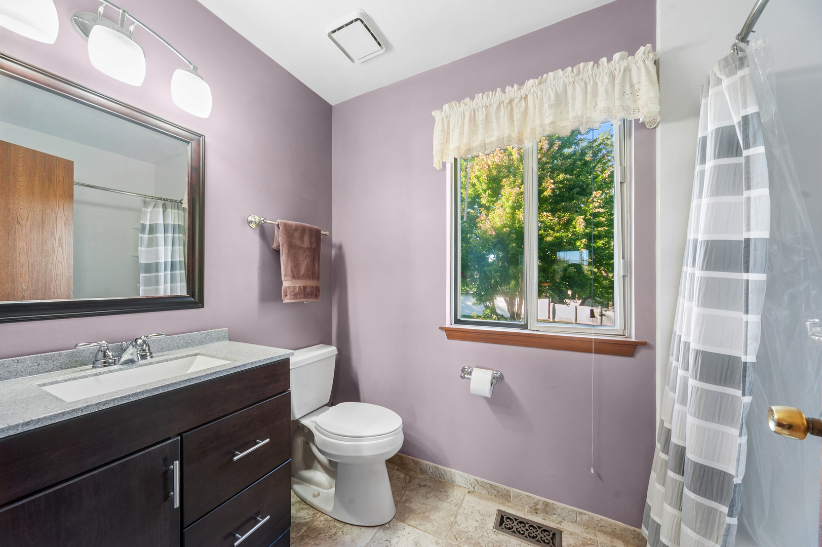 677 Windemere Lane Property Photo 13