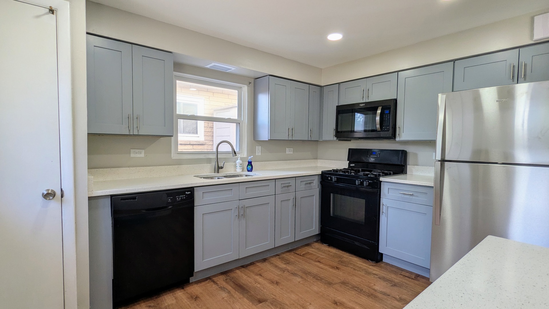 382 Dover Drive Property Photo 8