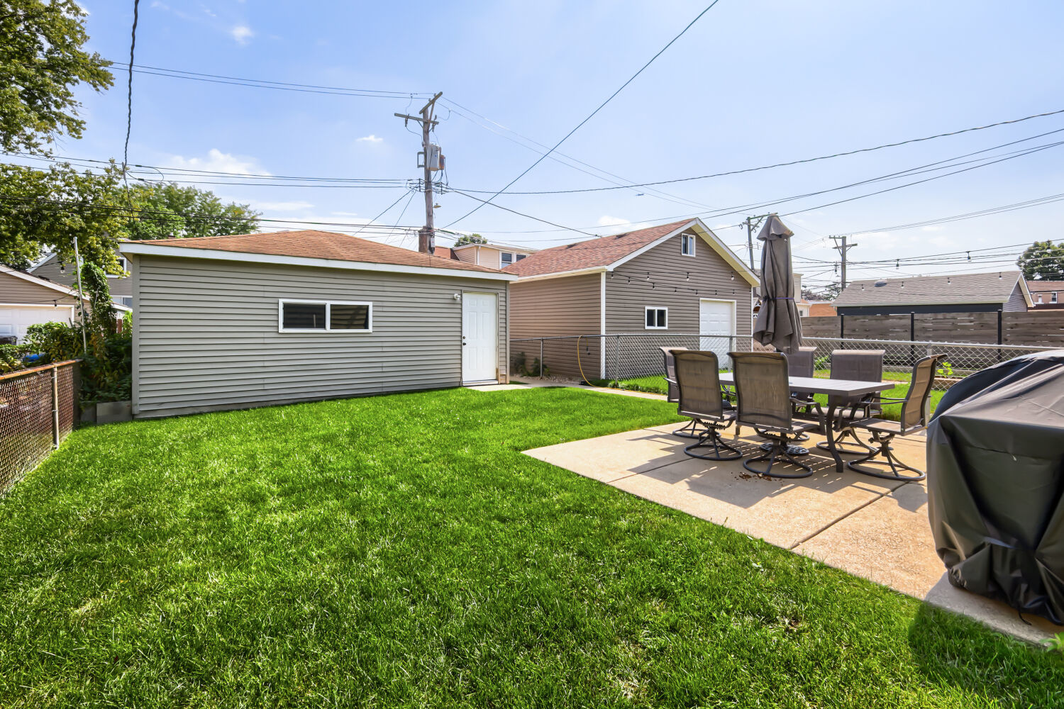 5323 N Natoma Avenue Property Photo 28