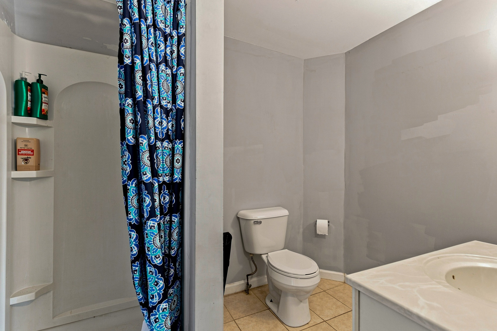 709 N High Street Property Photo 10
