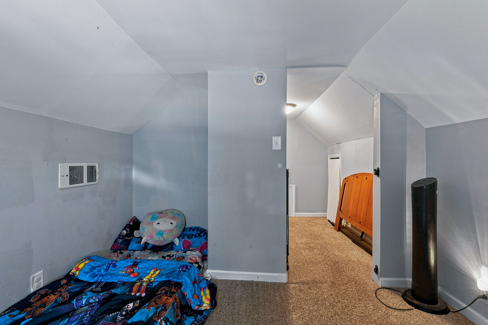709 N High Street Property Photo 14