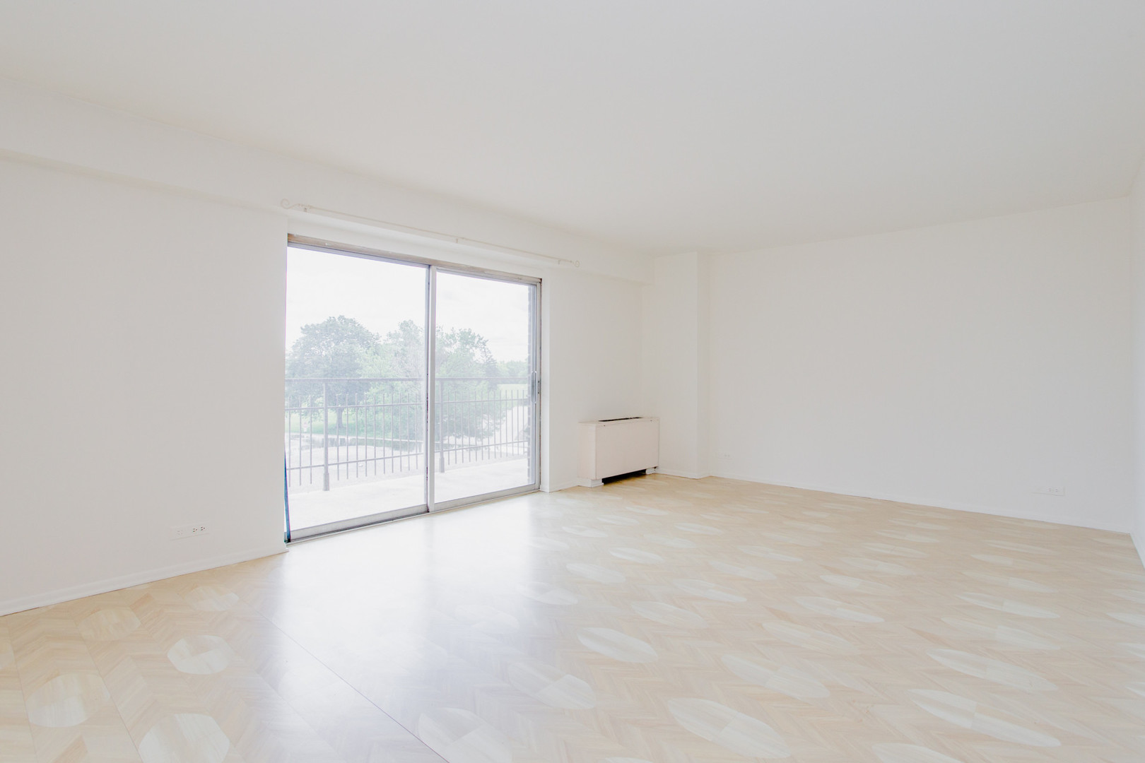 7033 N Kedzie Avenue 303 Property Photo 5