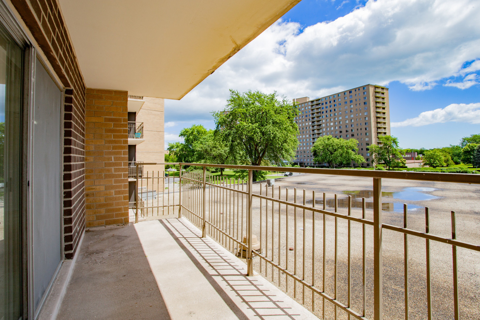 7033 N Kedzie Avenue 303 Property Photo 19
